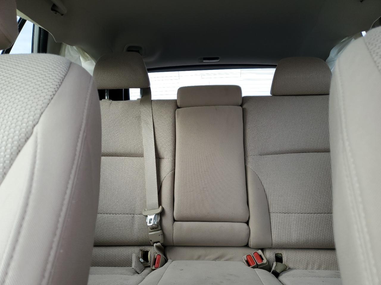 2016 Subaru Outback - Image 10