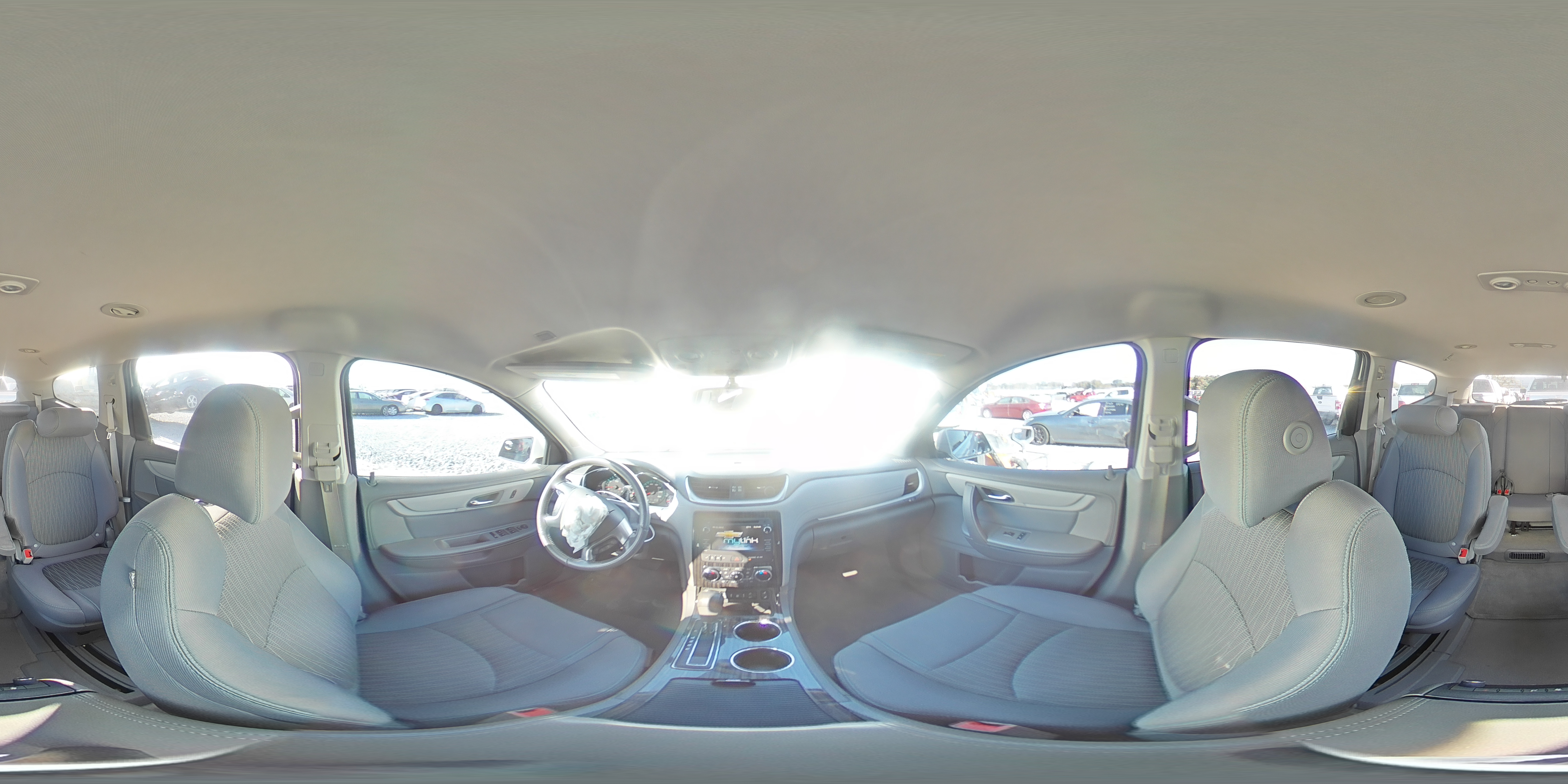 2014 Chevrolet Traverse - Image 13