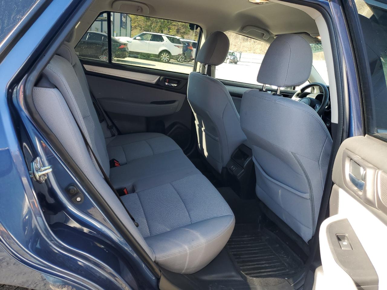 2019 Subaru Outback - Image 11