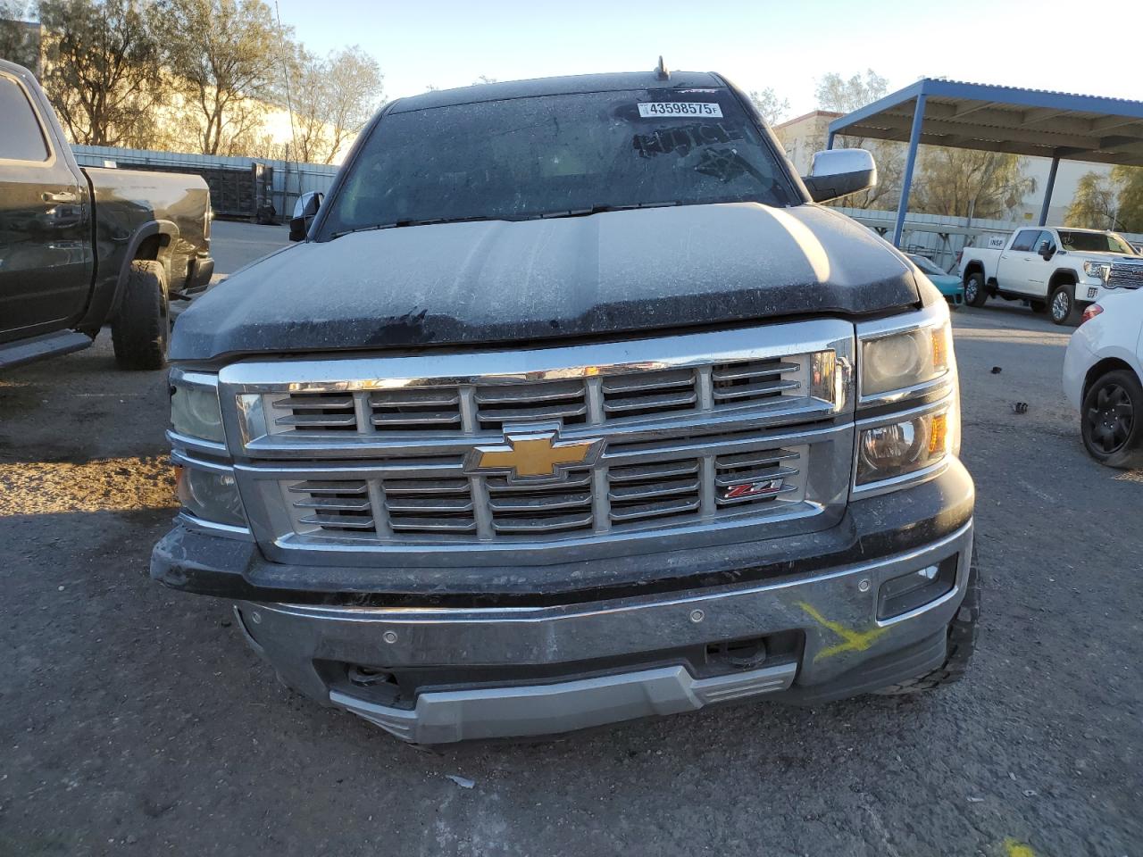 2015 Chevrolet Silverado - Image 5
