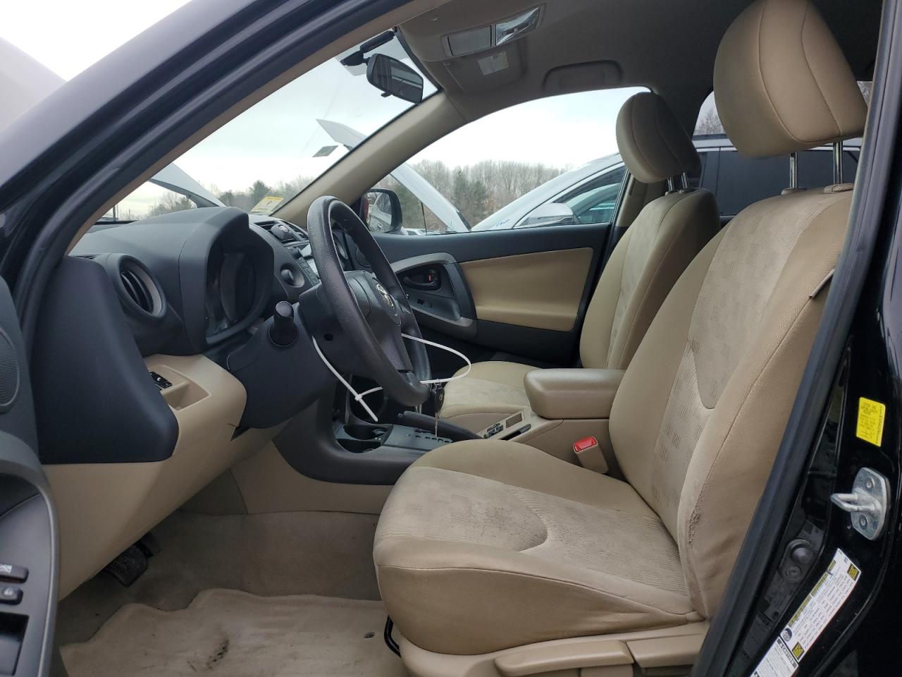 2010 Toyota RAV 4 - Image 7