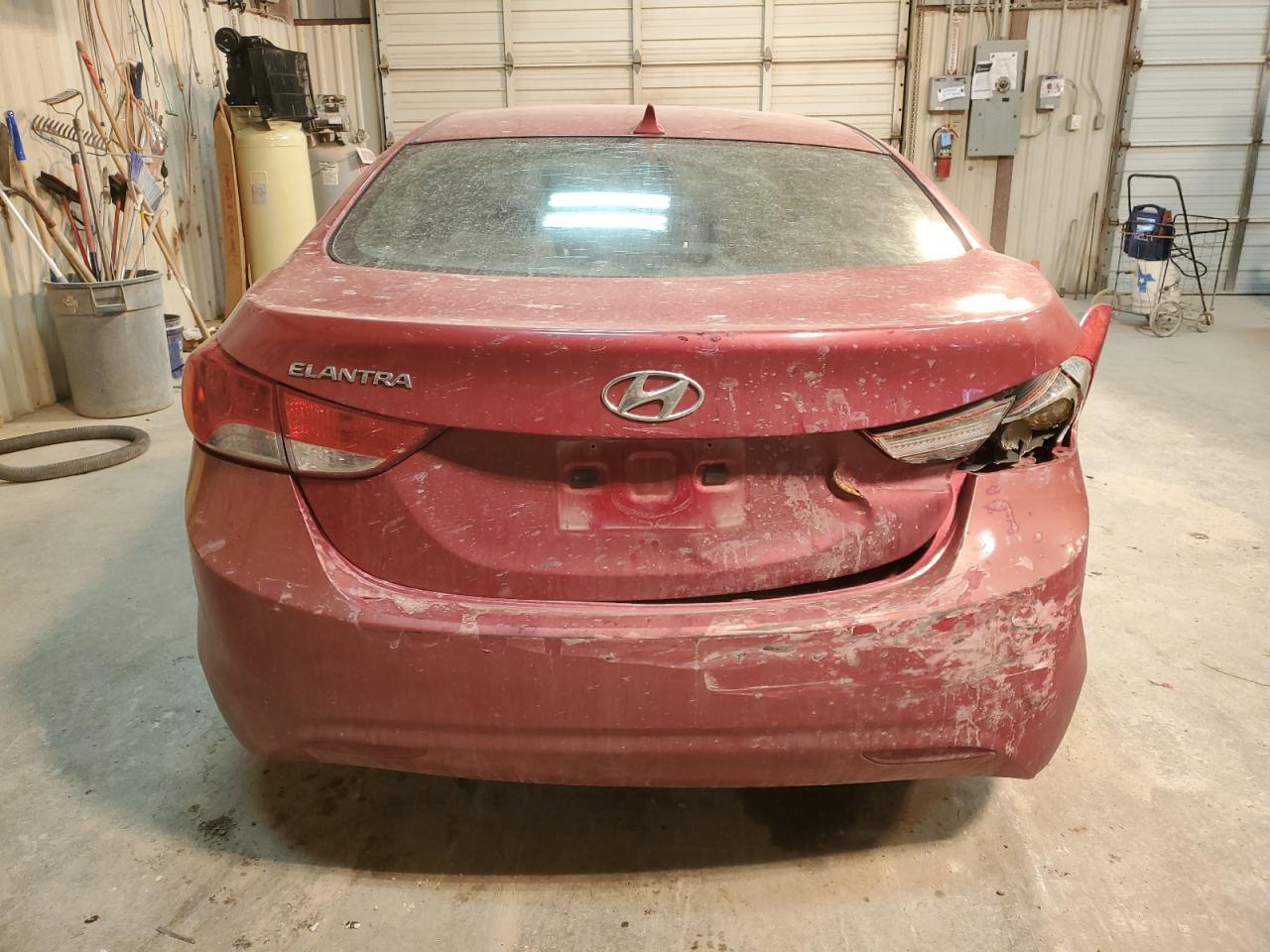 2013 Hyundai Elantra - Image 6