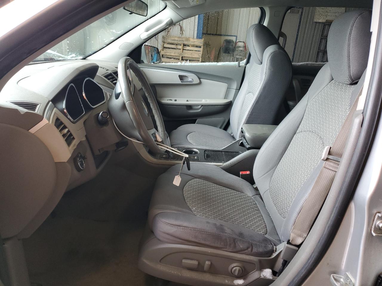 2011 Chevrolet Traverse - Image 7