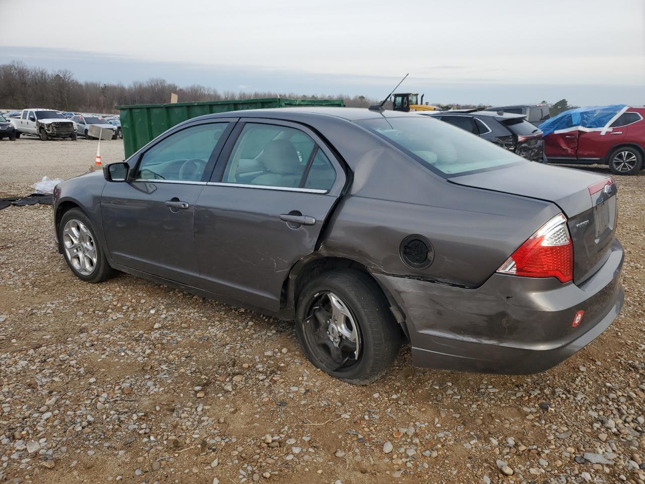 2011 Ford Fusion - Image 2