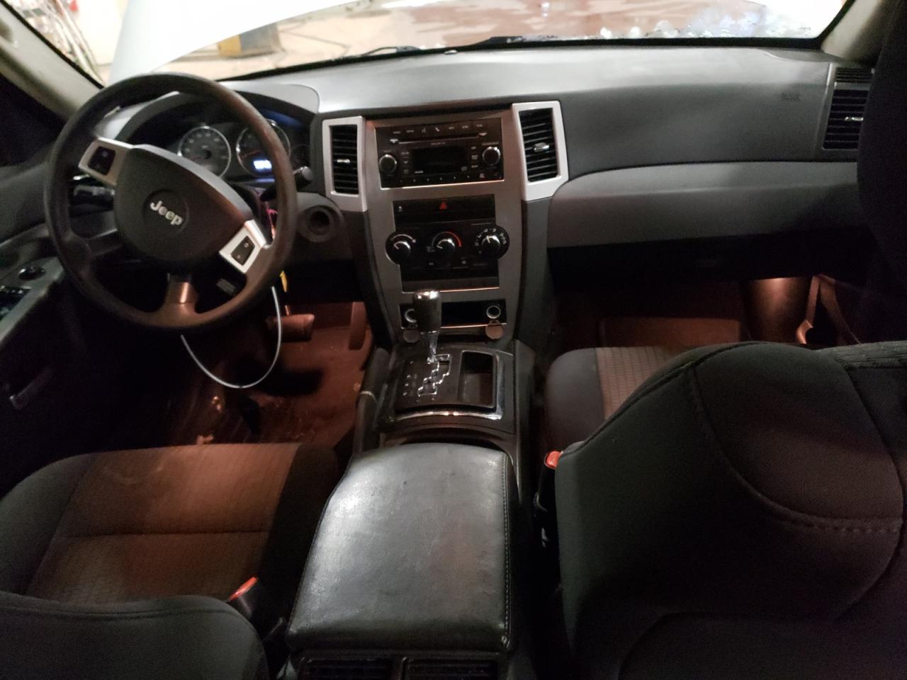 2010 Jeep Grand Cherokee - Image 8