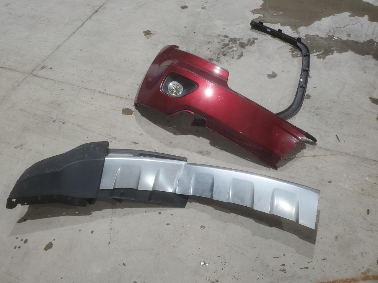 2012 Jeep Grand Cherokee - Image 13