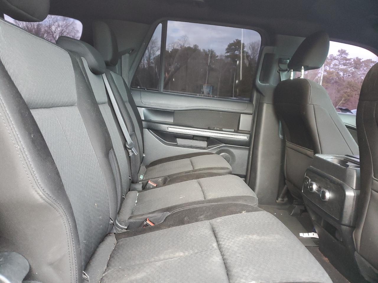 2024 Mitsubishi Outlander - Image 11
