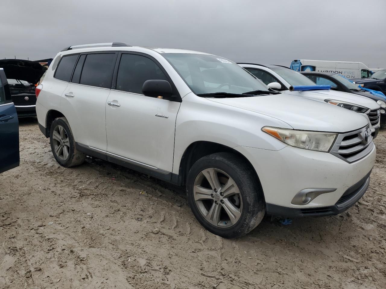 2011 Toyota Highlander - Image 4