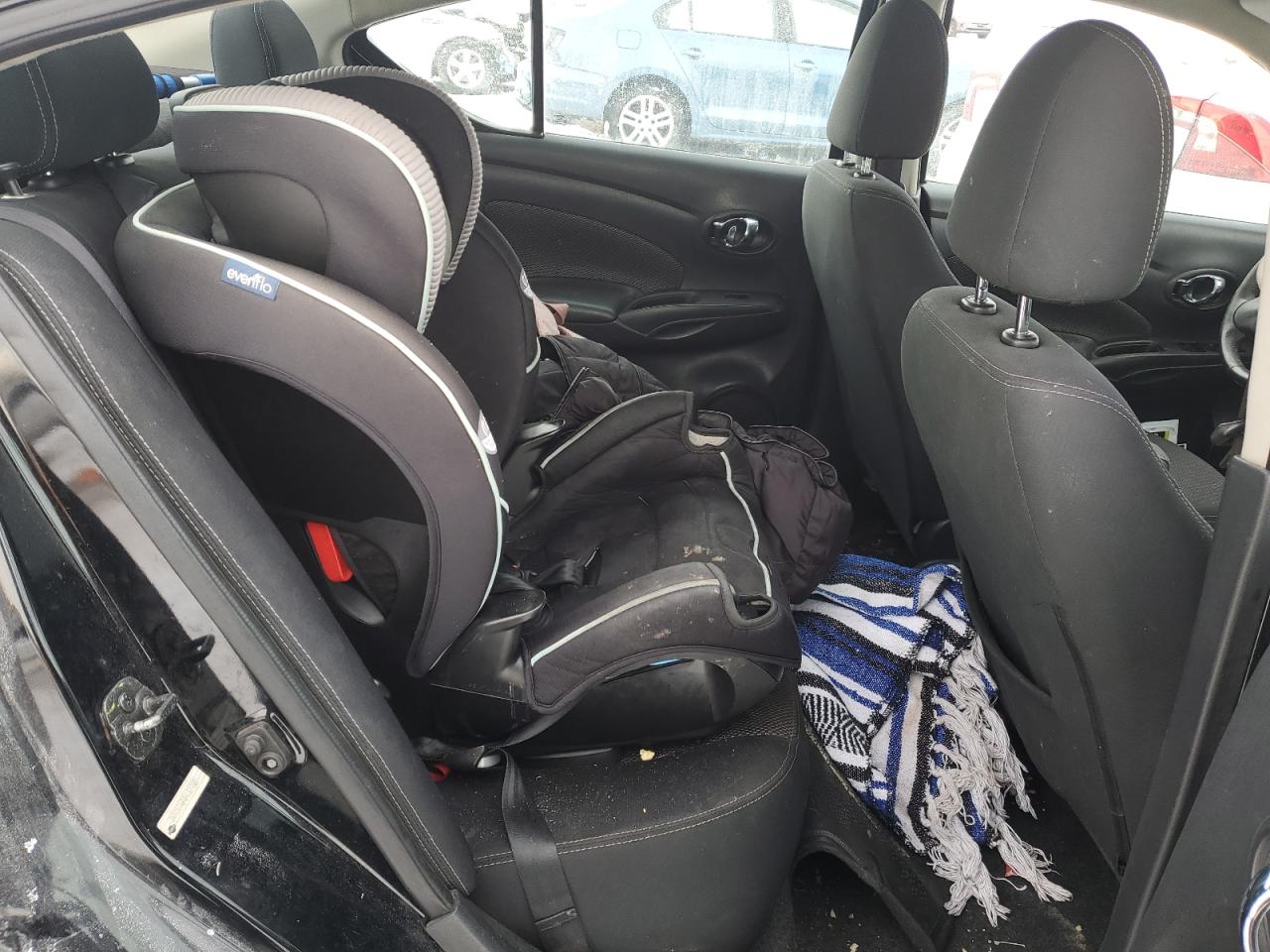 2017 Nissan Versa - Image 10