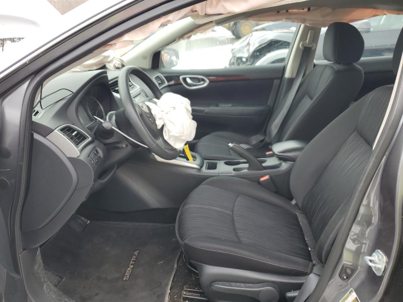 2018 Nissan Sentra - Image 7
