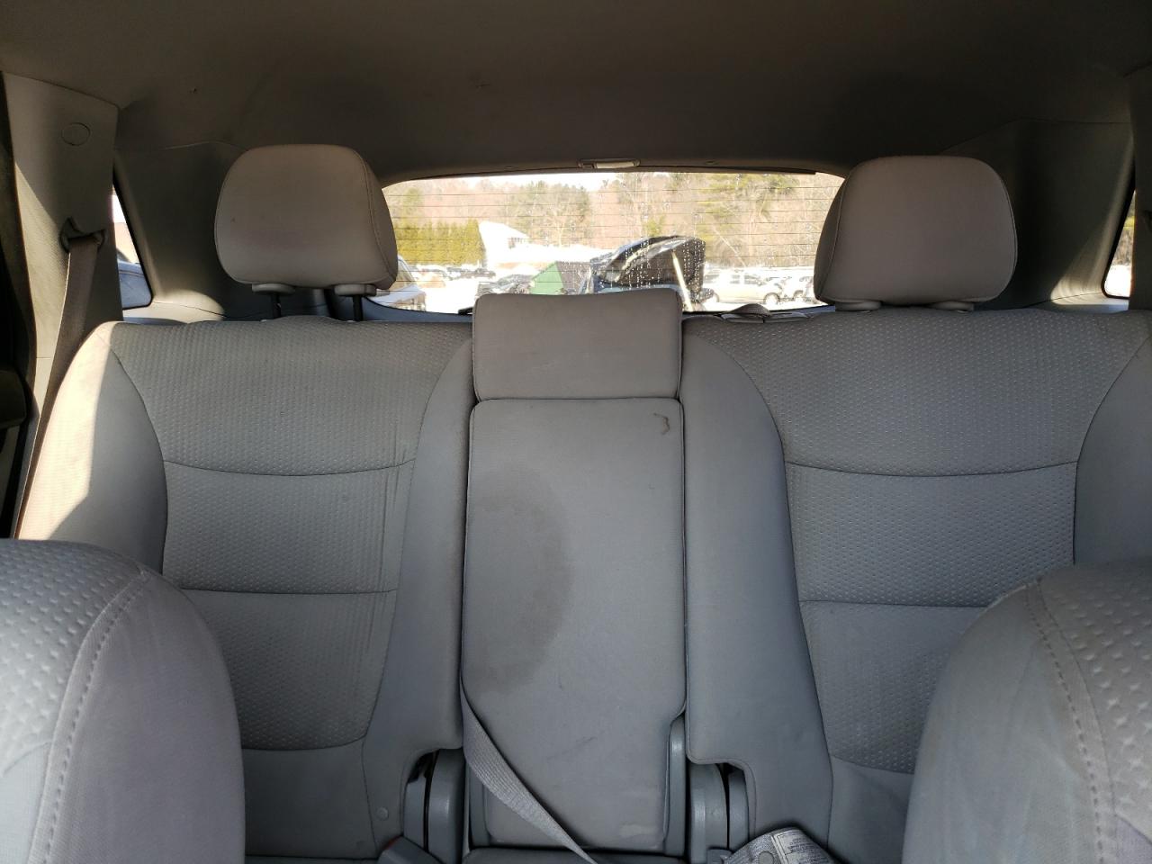 2011 Kia Sorento - Image 10