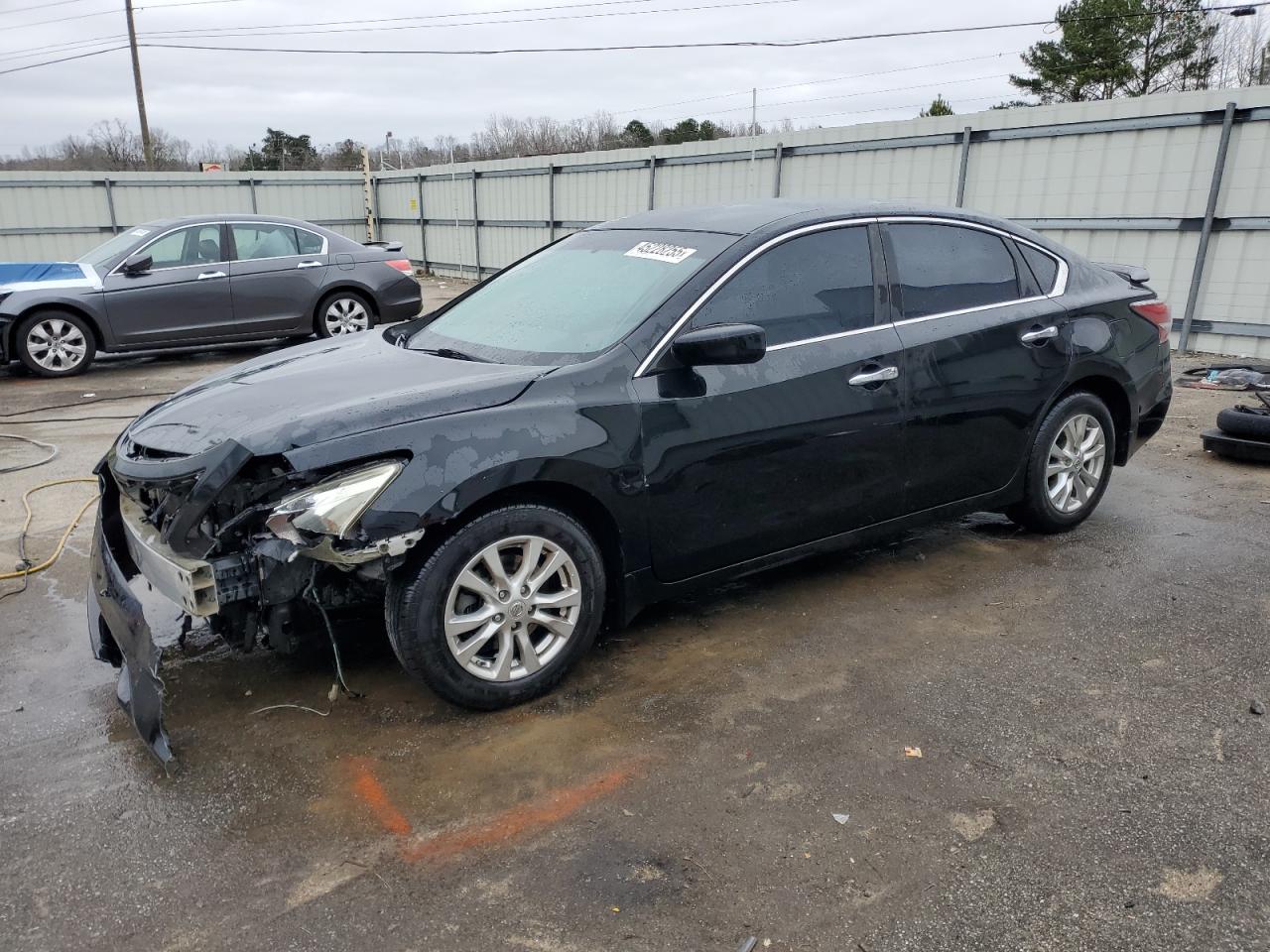 2015 Nissan Altima - Image 1