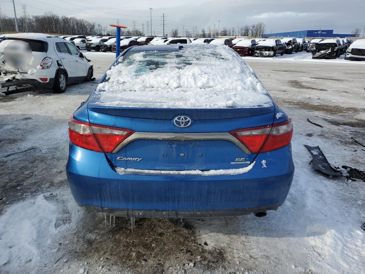 2016 Toyota Camry - Image 6