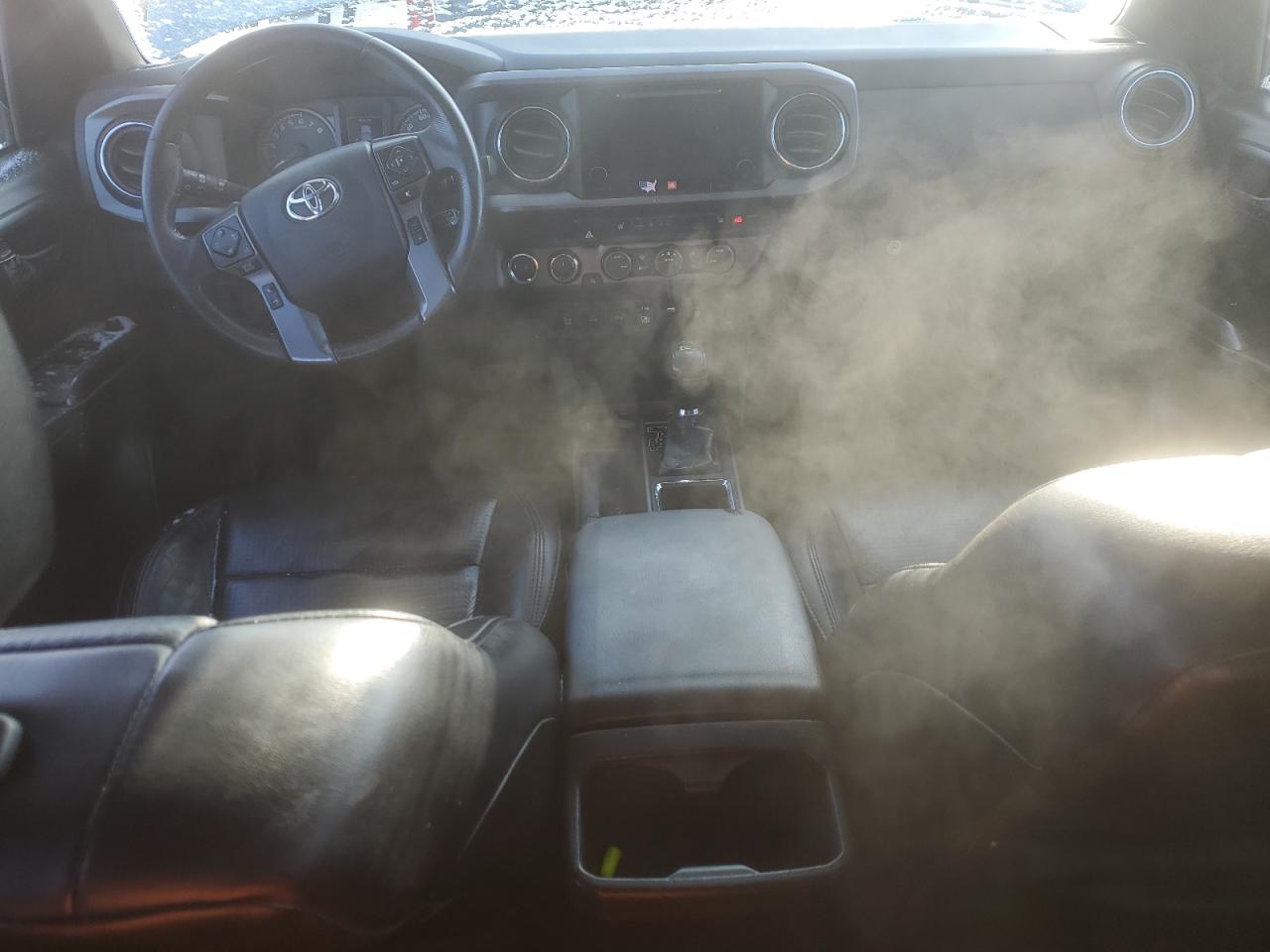 2019 Toyota Tacoma - Image 8