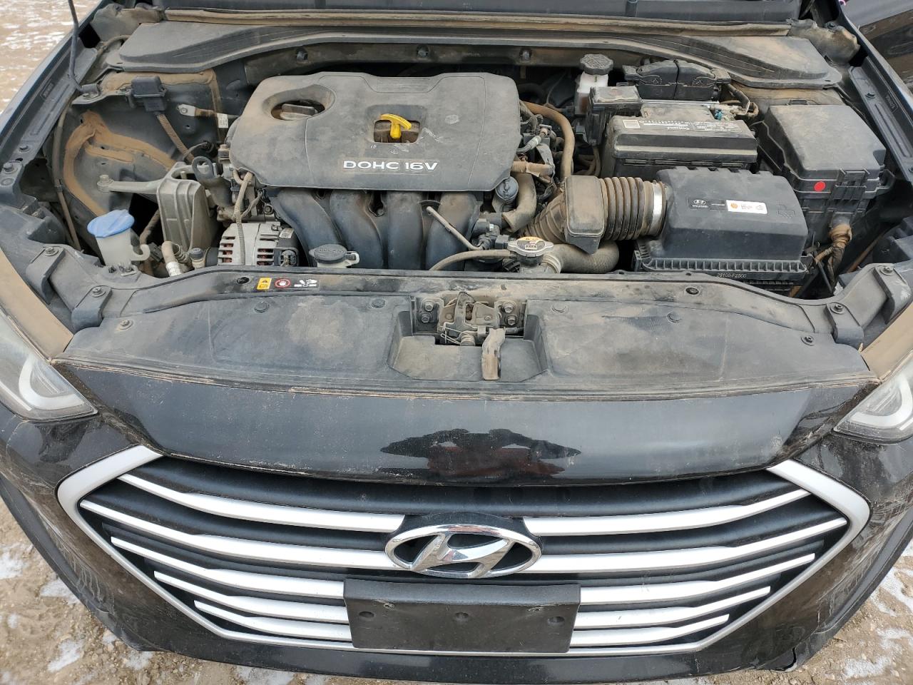 2017 Hyundai Elantra - Image 11