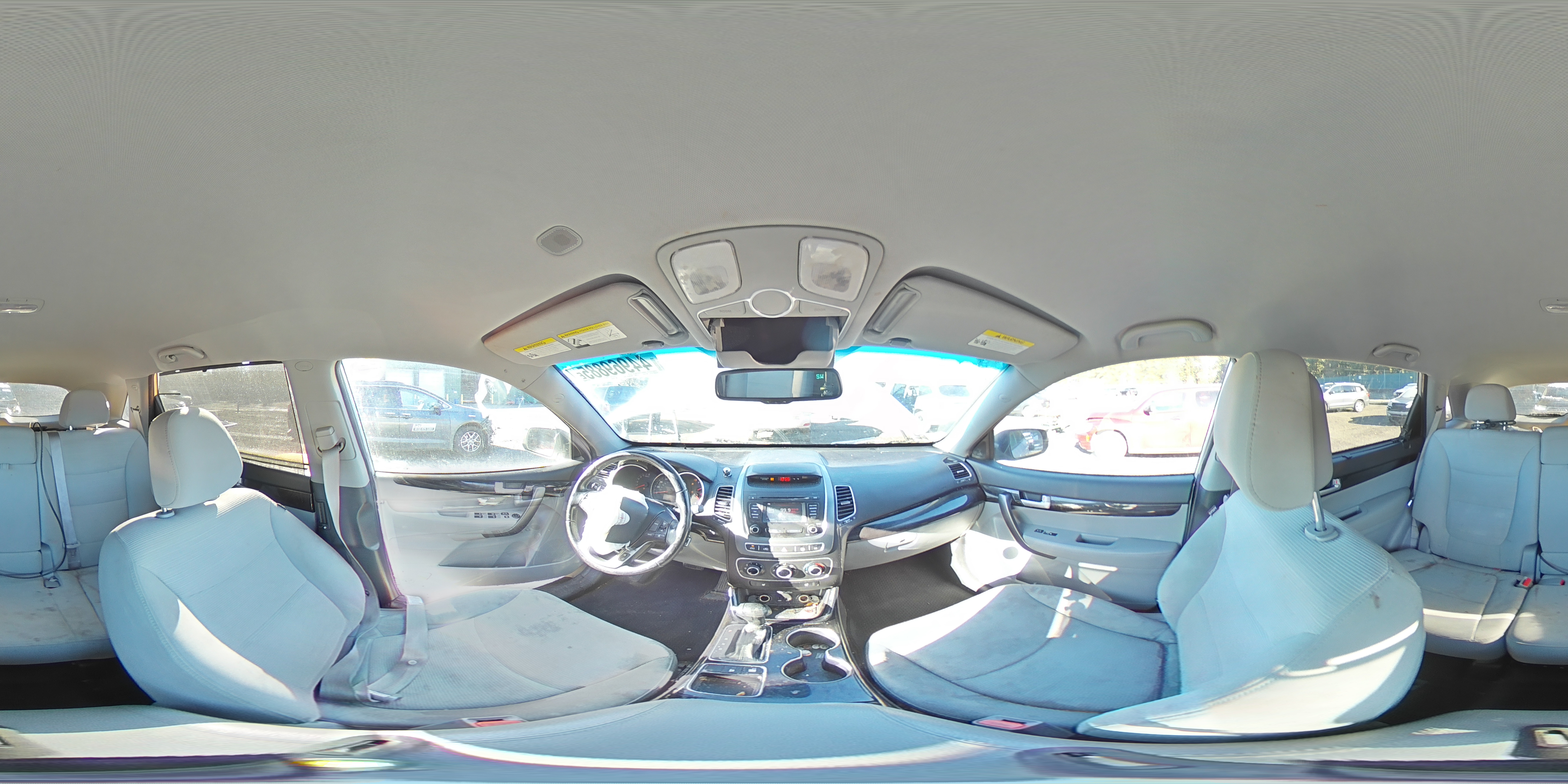 2015 Kia Sorento - Image 13
