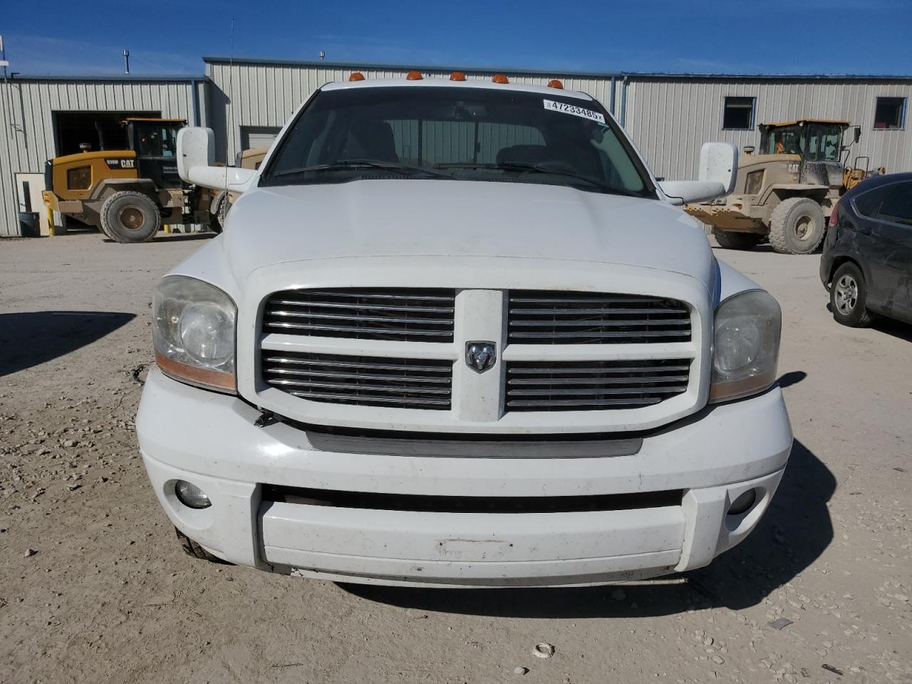 2006 Dodge RAM - Image 5