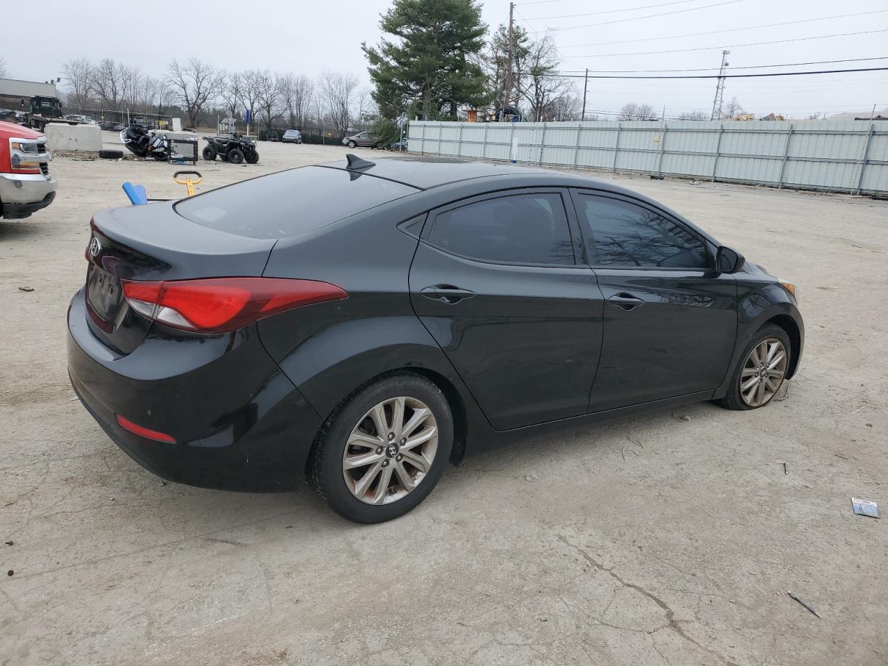 2014 Hyundai Elantra - Image 3