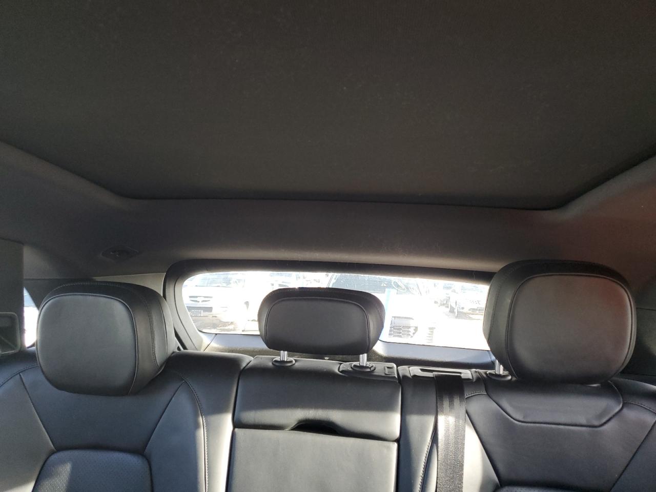 2019 Porsche Cayenne - Image 10