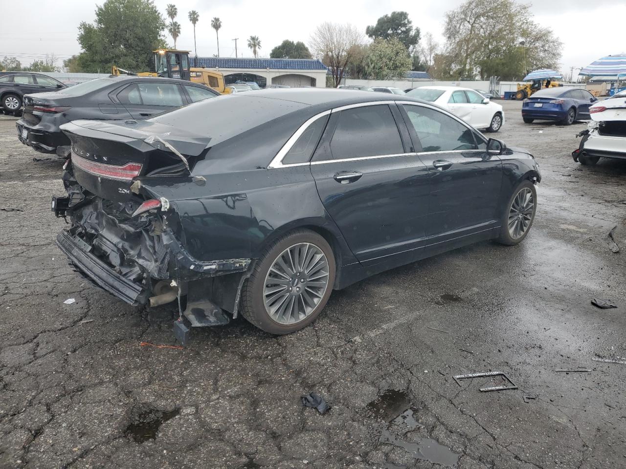 2015 Lincoln MKZ - Image 3