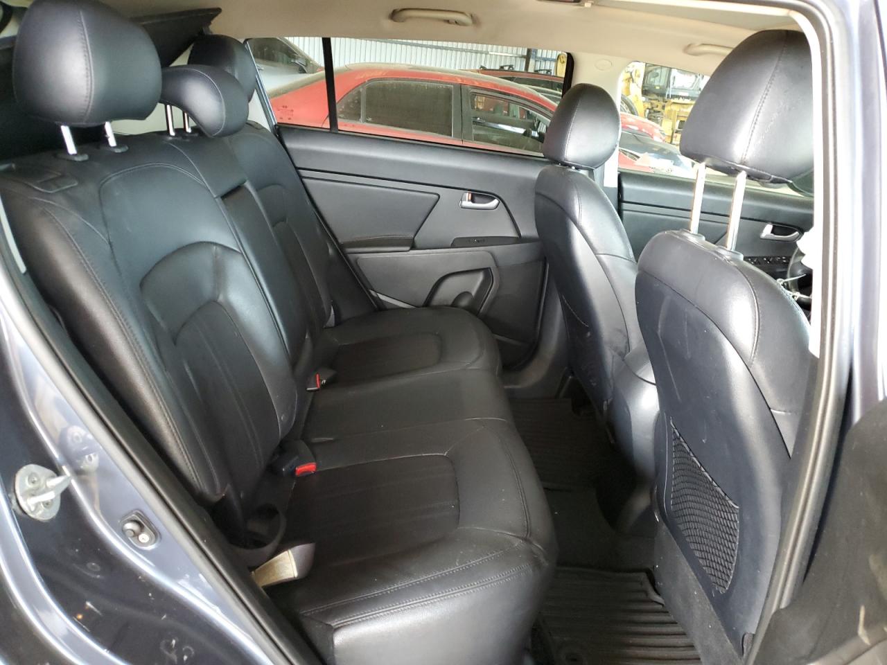 2012 Kia Sportage - Image 11