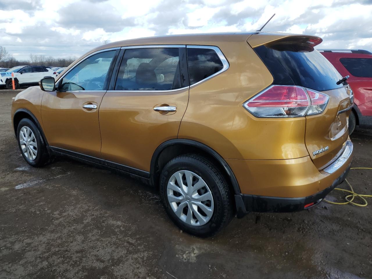 2014 Nissan Rogue - Image 2
