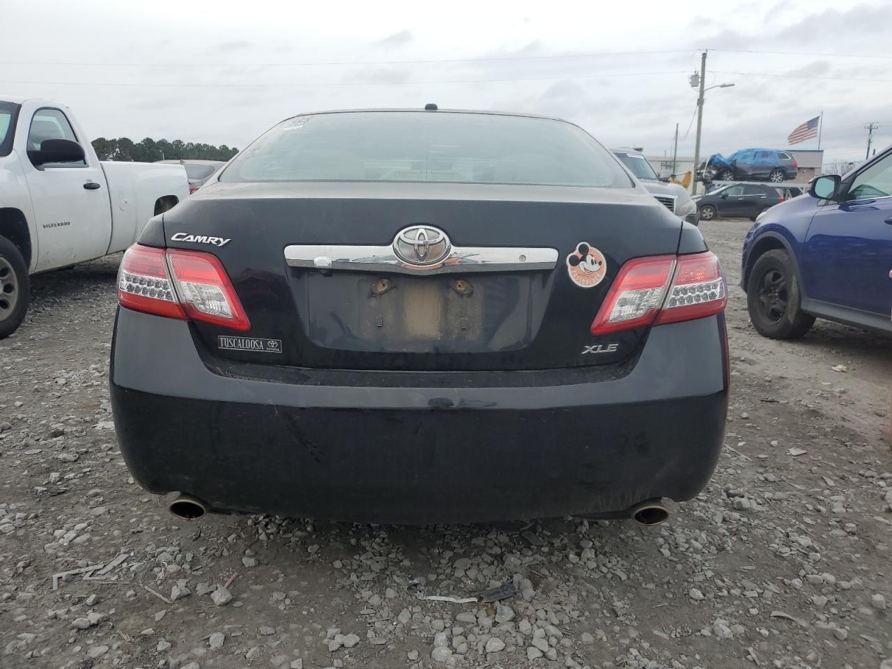 2011 Toyota Camry - Image 6