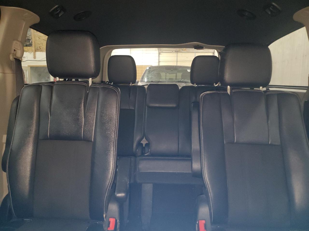 2019 Dodge Caravan - Image 10