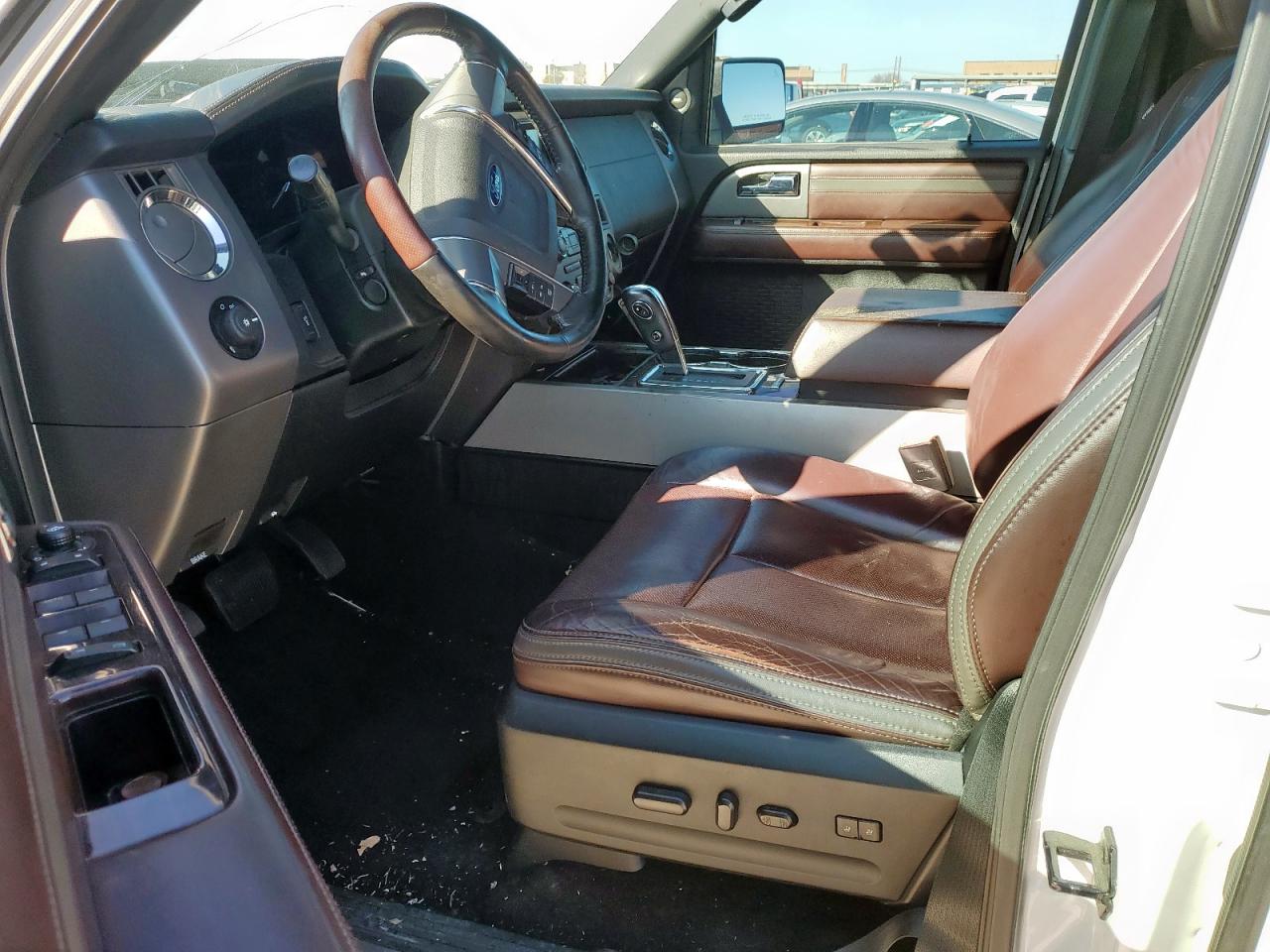 2015 Ford Expedition - Image 7