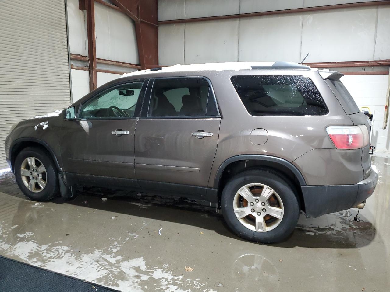 2011 GMC Acadia - Image 2
