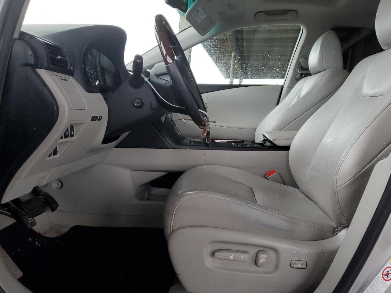 2012 Lexus RX - Image 7