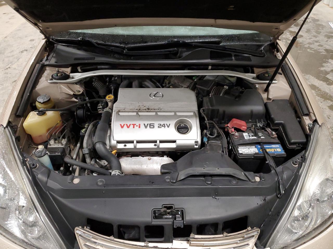 2002 Lexus ES - Image 11
