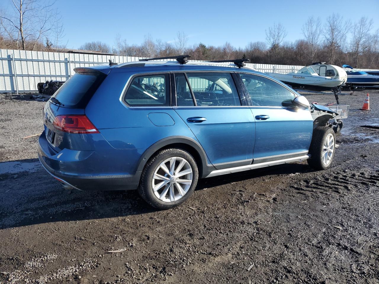 2017 Volkswagen Golf - Image 3