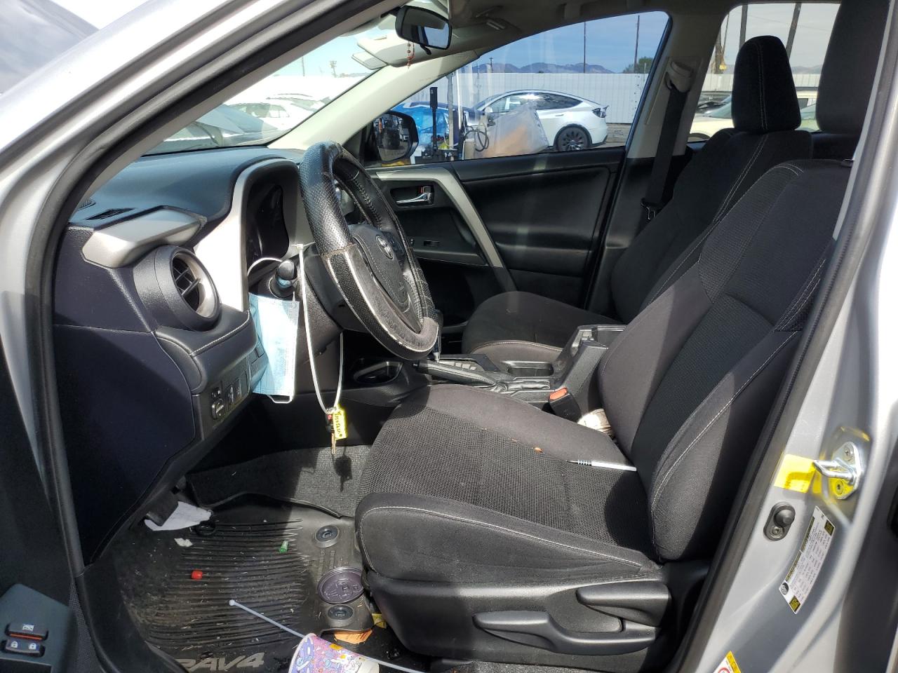 2017 Toyota RAV 4 - Image 7