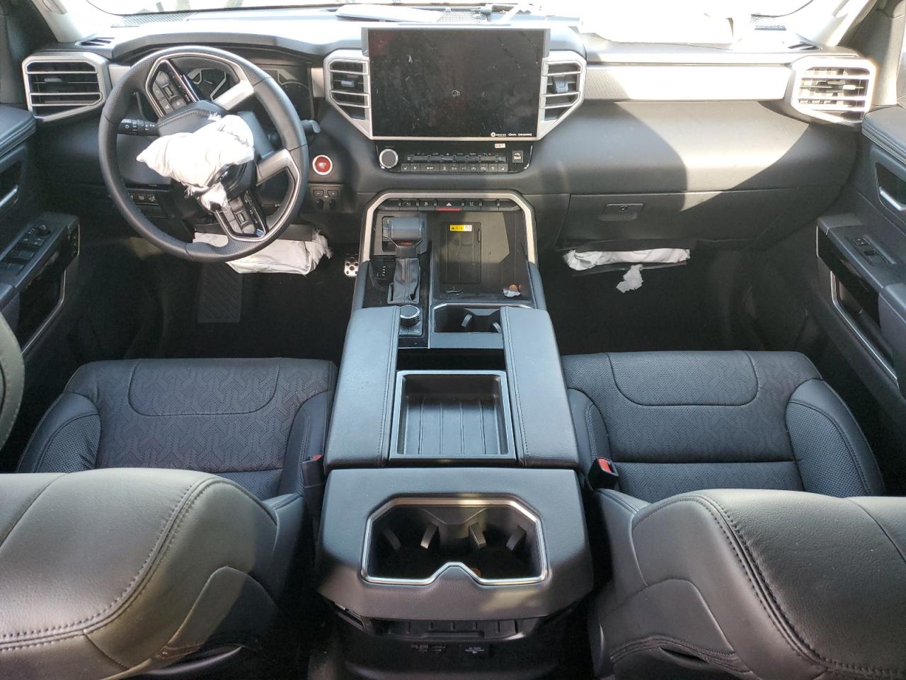 2023 Toyota Tundra - Image 8