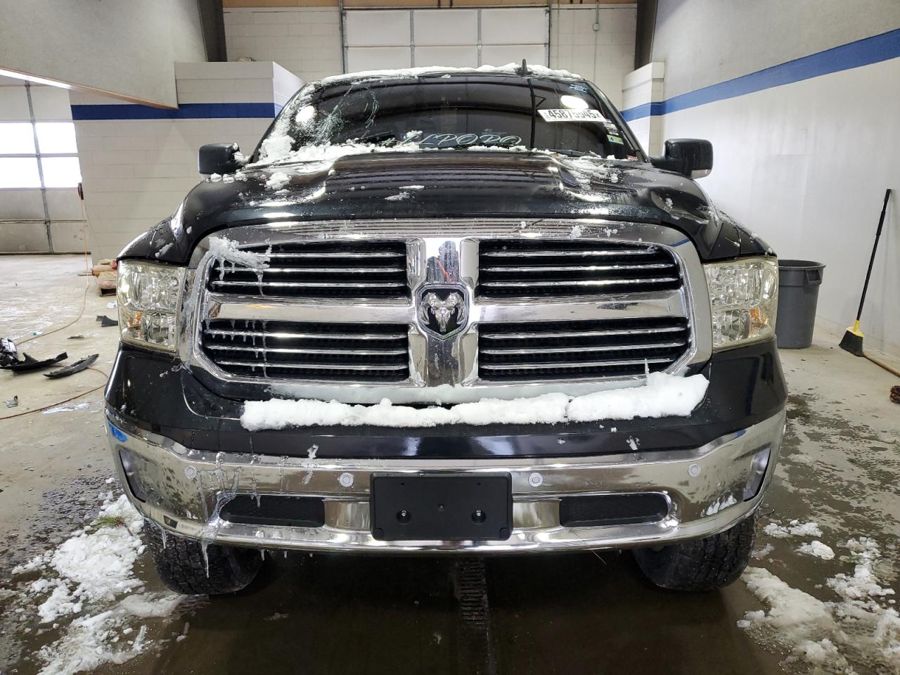 2017 RAM 1500 - Image 5