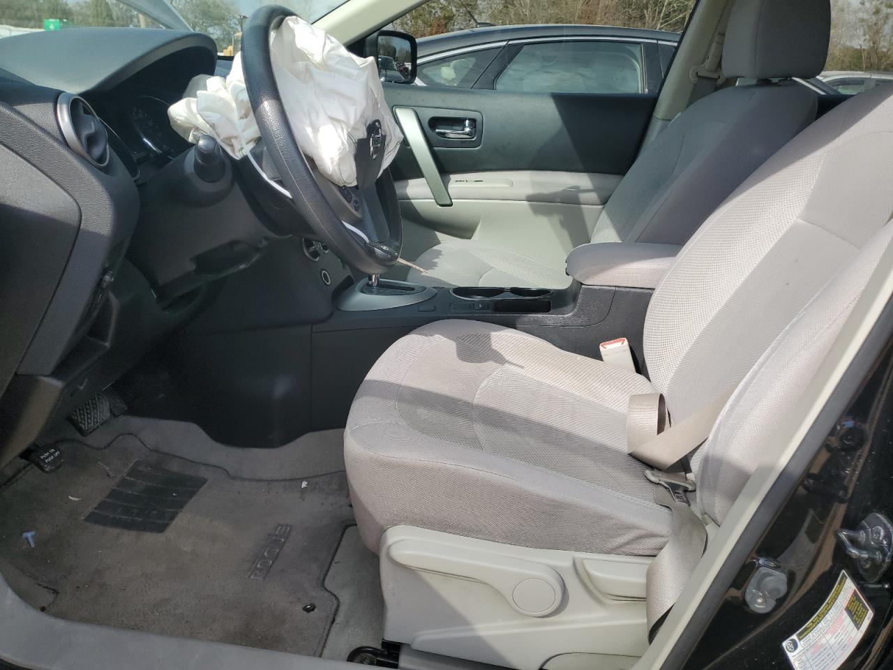 2014 Nissan Rogue - Image 7