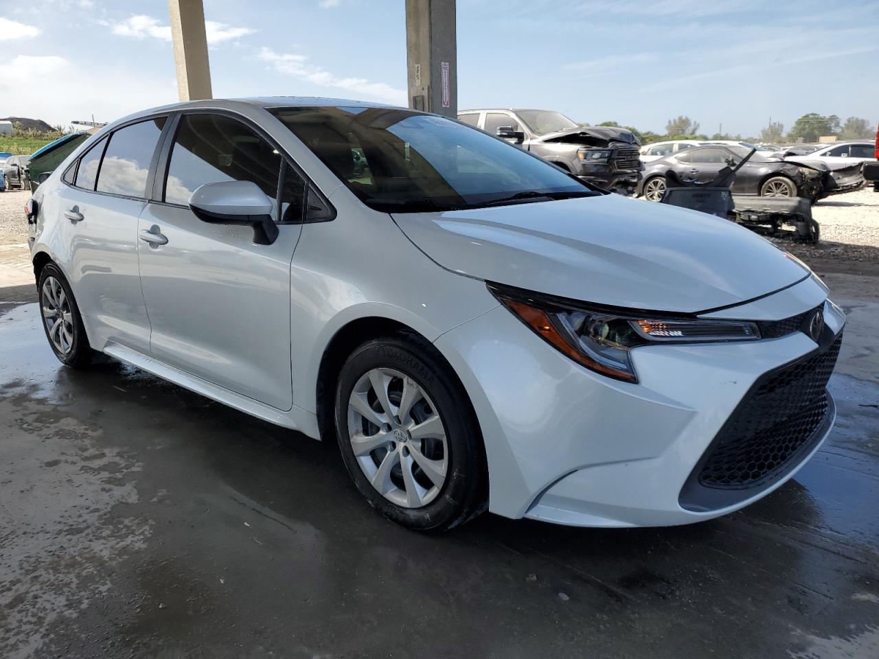 2022 Toyota Corolla - Image 4
