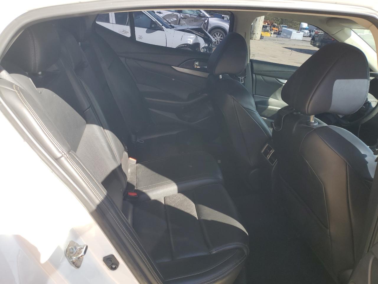 2018 Nissan Maxima - Image 10