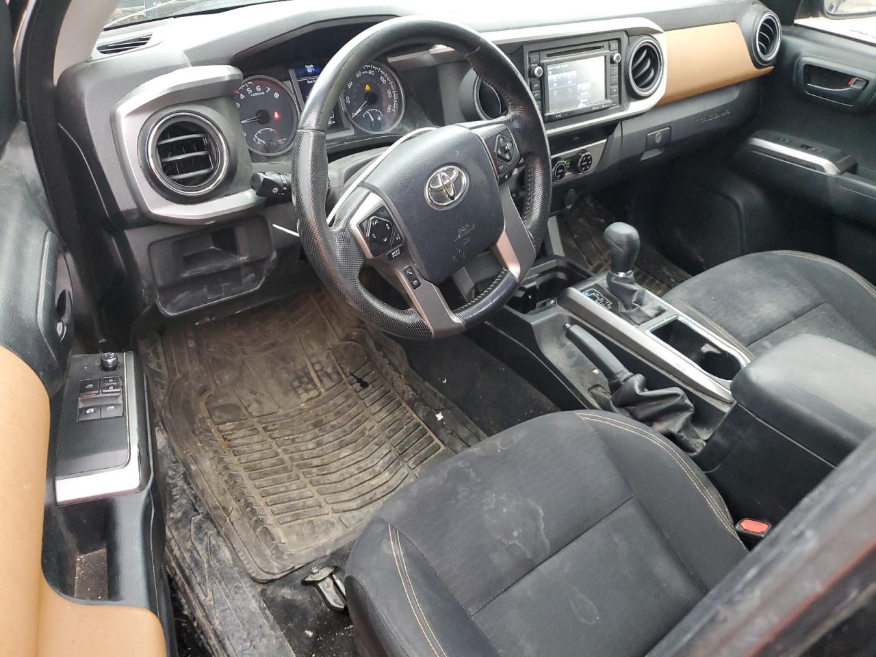 2016 Toyota Tacoma - Image 8