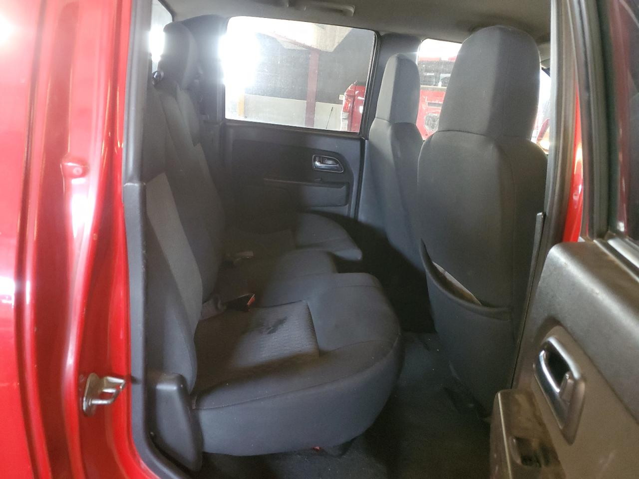 2010 Chevrolet Colorado - Image 10