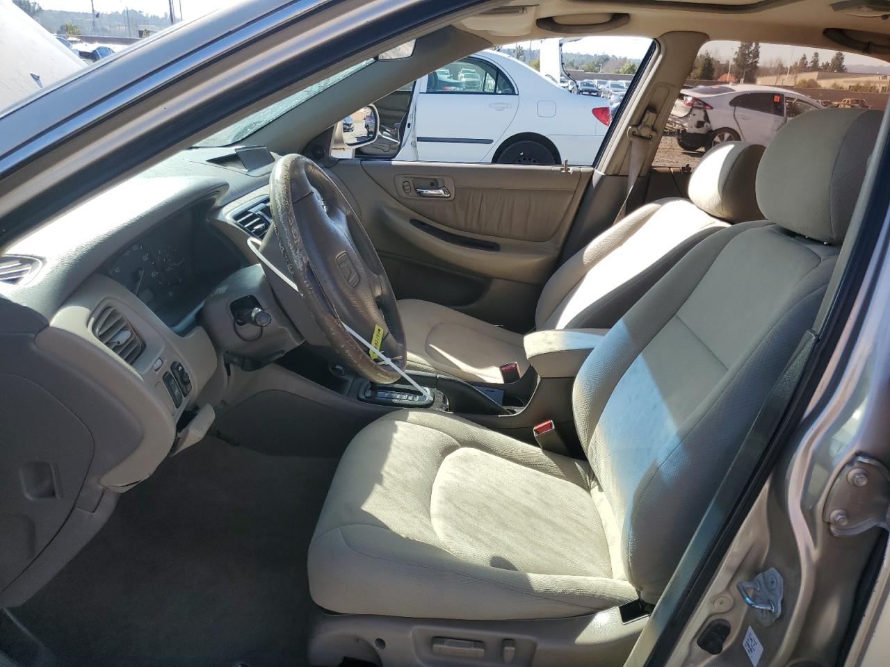 2000 Honda Accord - Image 7