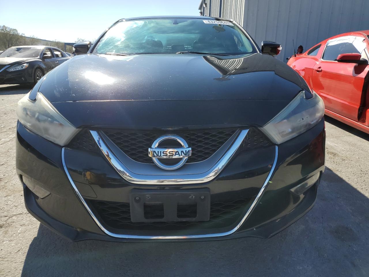 2017 Nissan Maxima - Image 5
