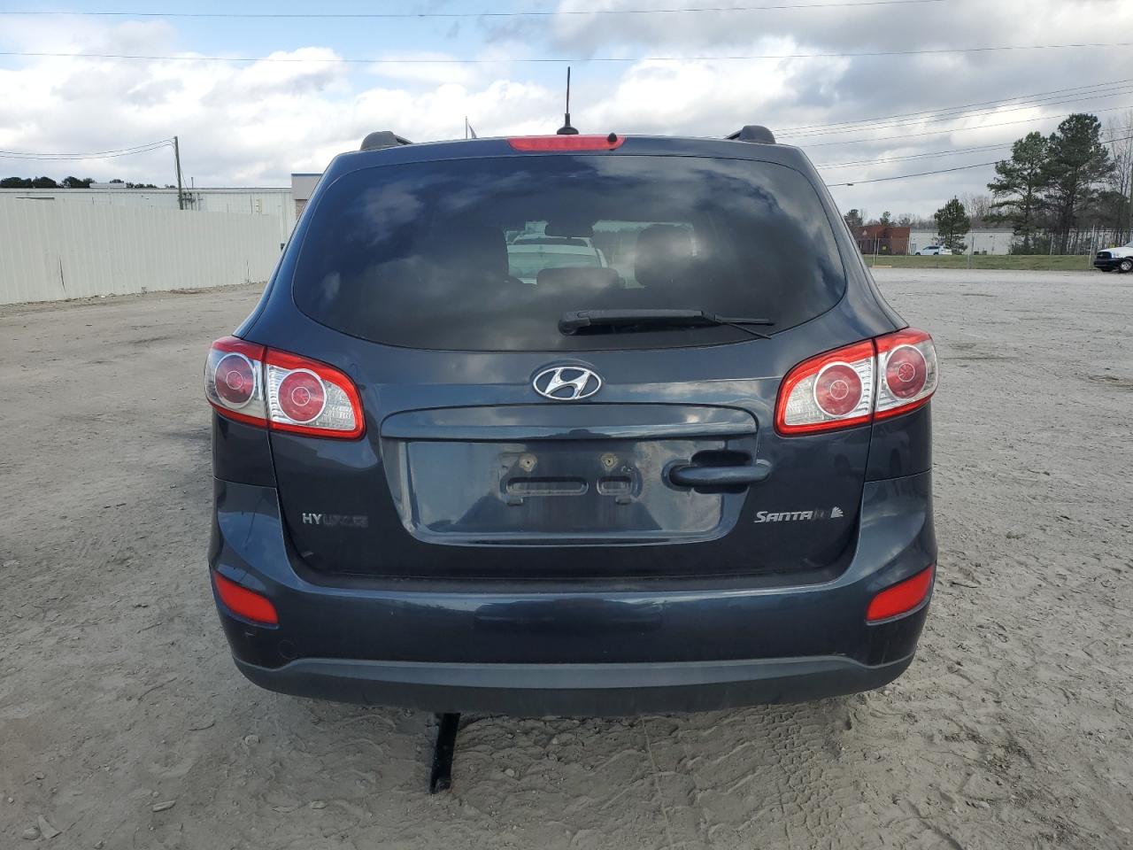 2011 Hyundai Santa Fe - Image 6