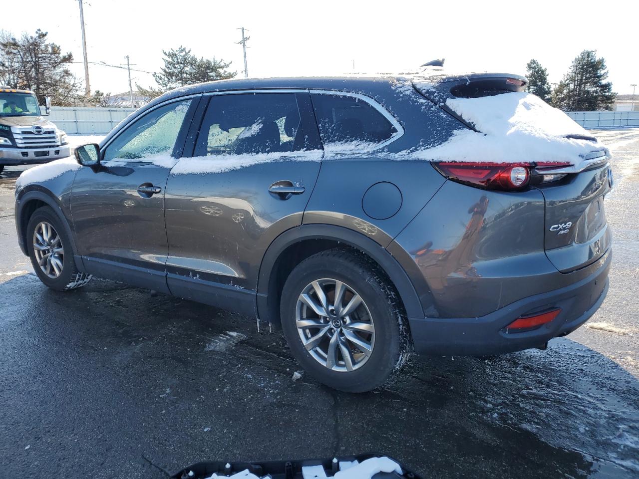 2017 Mazda CX-9 - Image 2