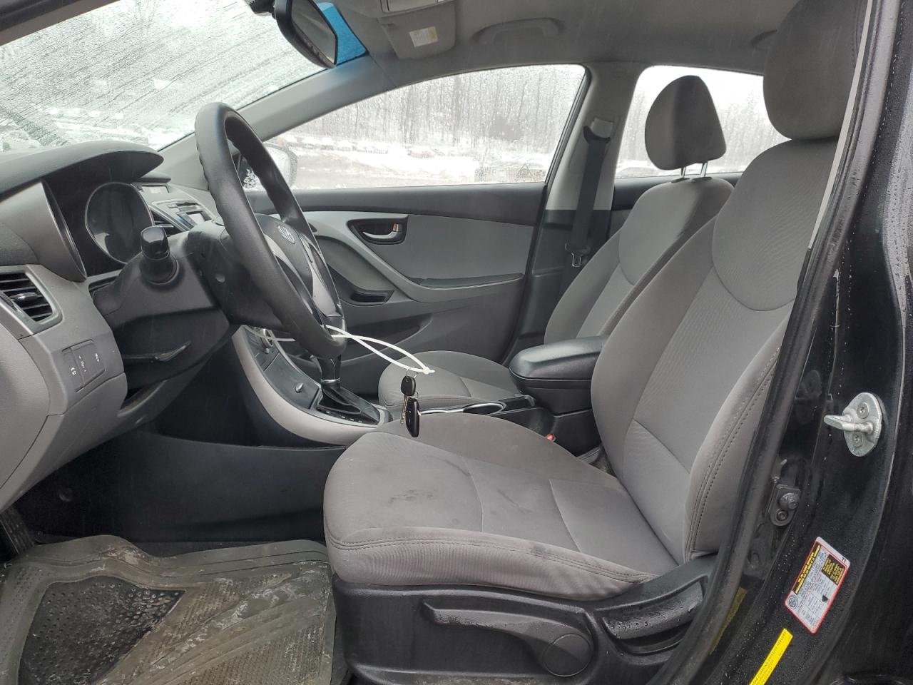 2016 Hyundai Elantra - Image 7