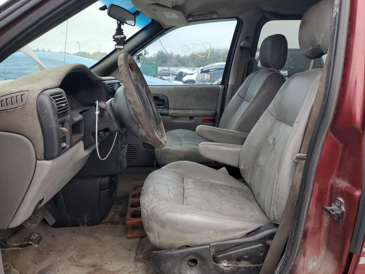 2002 Chevrolet Venture - Image 7
