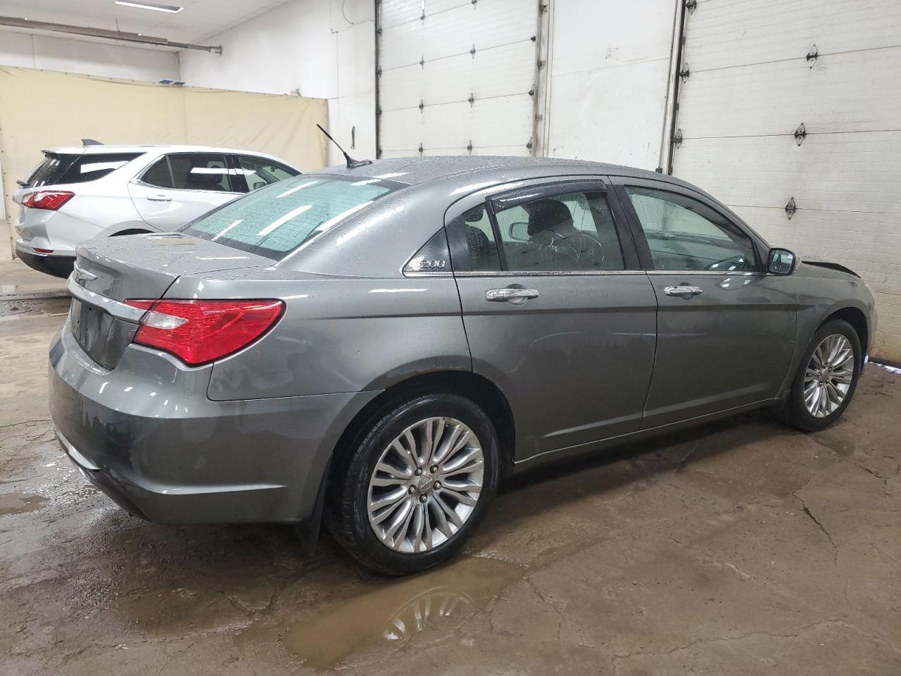 2012 Chrysler 200 - Image 3