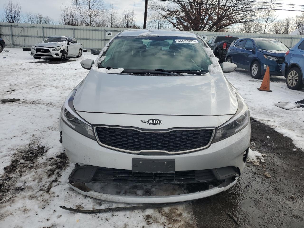 2017 Kia Forte - Image 5