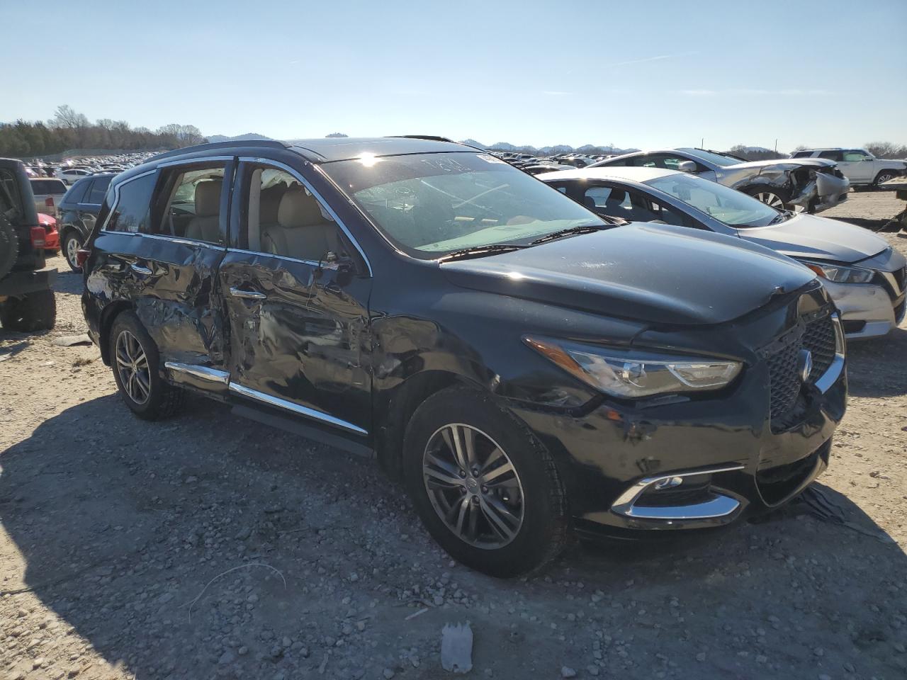 2017 Infiniti QX60 - Image 4